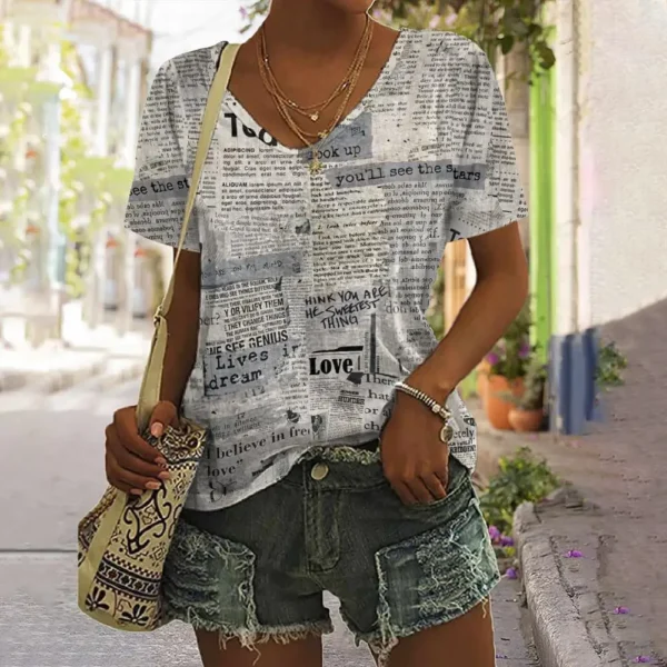 Vintage Black And White Letter Print Women's T-shirts Design Female V-Neck Top Plus Size Shirt Summer Women's Clothing Casual