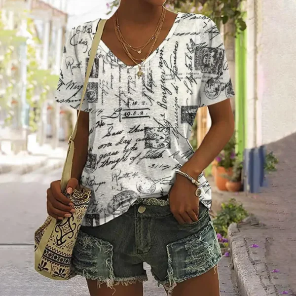 Vintage Black And White Letter Print Women's T-shirts Design Female V-Neck Top Plus Size Shirt Summer Women's Clothing Casual