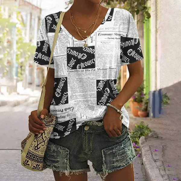 Vintage Black And White Letter Print Women's T-shirts Design Female V-Neck Top Plus Size Shirt Summer Women's Clothing Casual