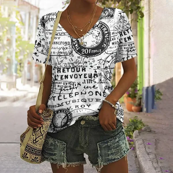Vintage Black And White Letter Print Women's T-shirts Design Female V-Neck Top Plus Size Shirt Summer Women's Clothing Casual